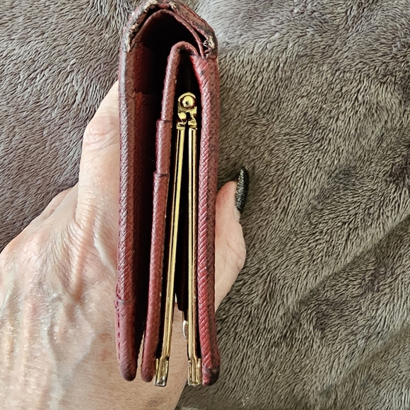 Burberry Kisslick bifold wallet in Nova Check. VGUC - Picture 6 of 14